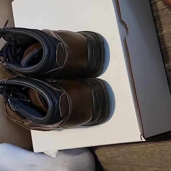 Dress boots - Picture 3 of 4